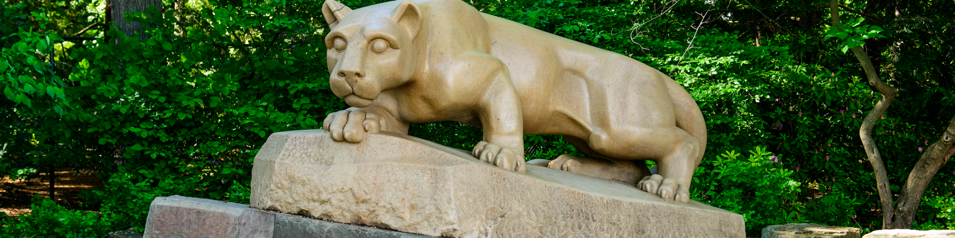 Nittany Lion sculpture